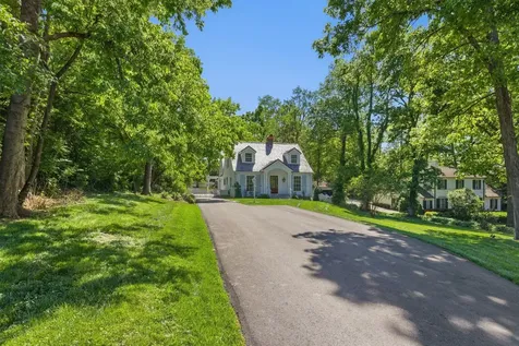 4401 Iroquois Avenue Nashville TN 37205