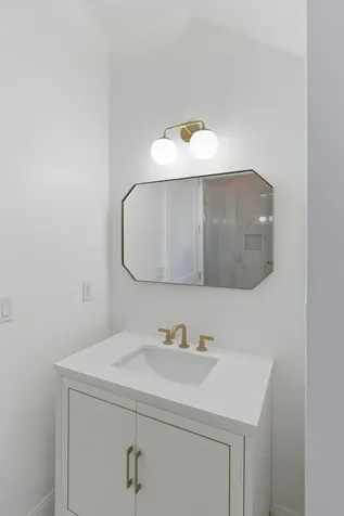 4401 Iroquois Avenue Nashville TN 37205