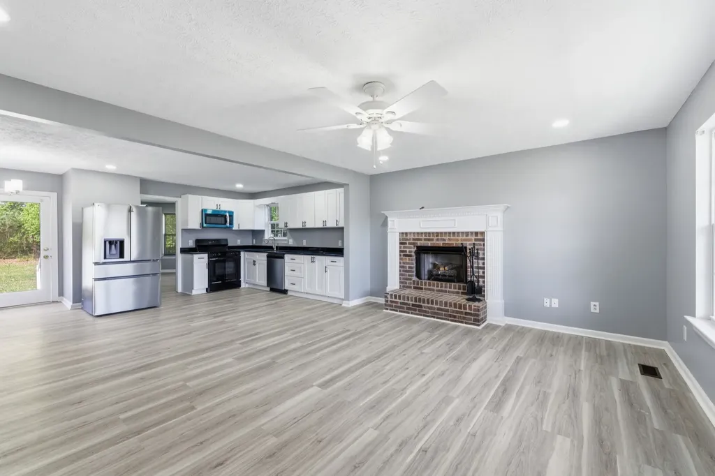 2039 Sterling Street Murfreesboro TN 37127