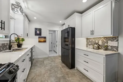 2104 Williamsport Pike Columbia TN 38401