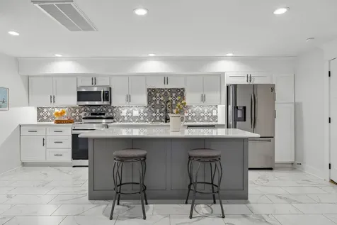 2104 Williamsport Pike Columbia TN 38401