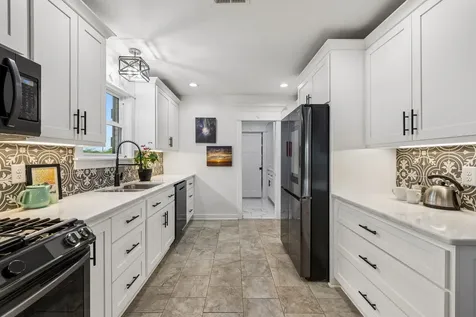 2104 Williamsport Pike Columbia TN 38401