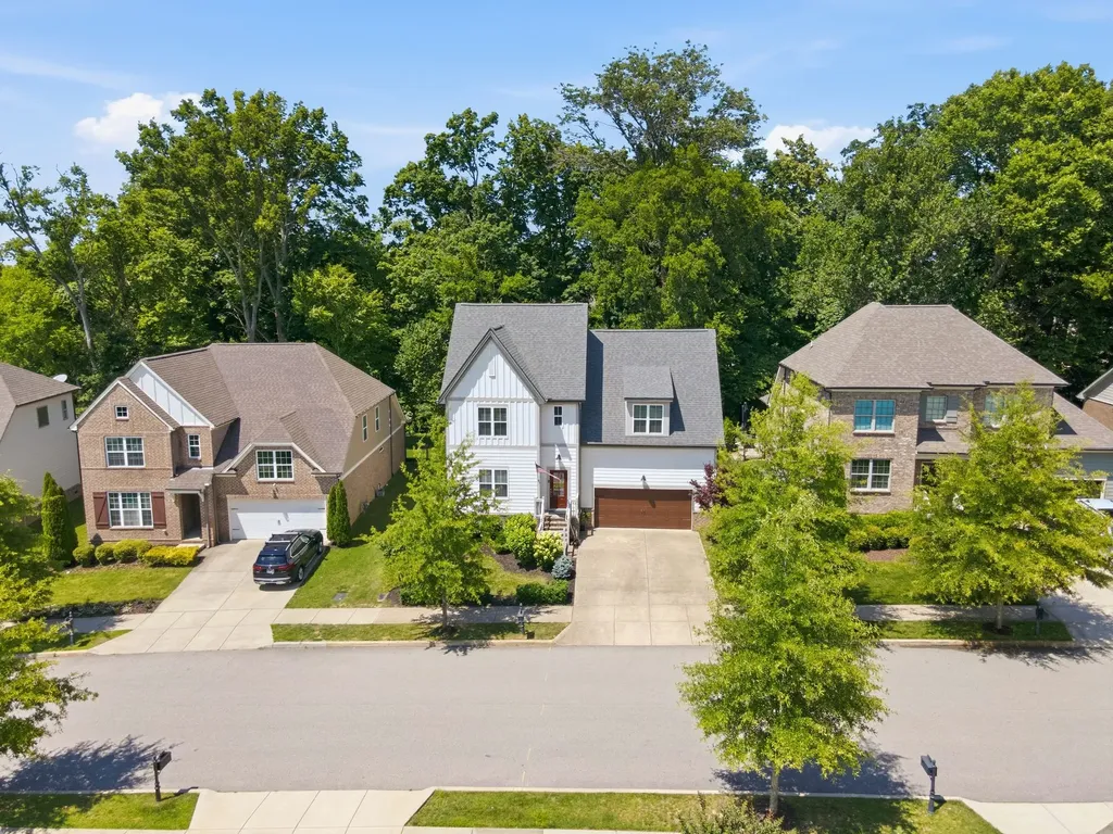 2250 Chaucer Park Lane Thompsons Station TN 37179