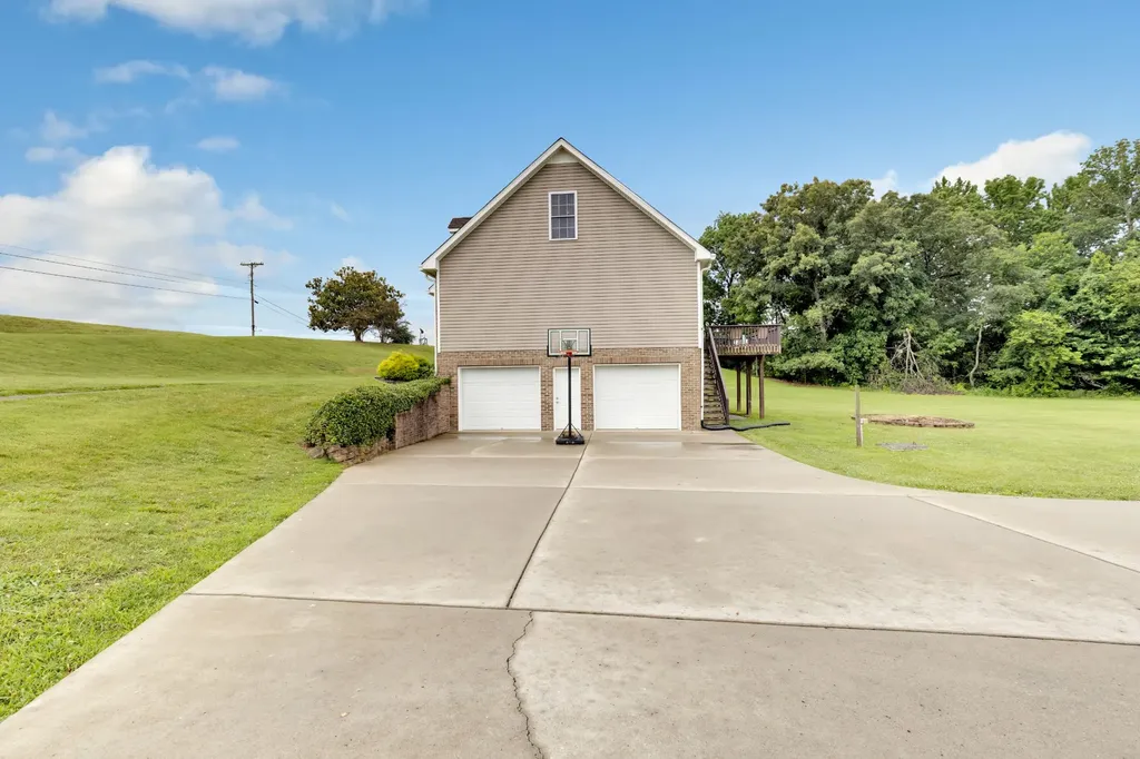 4267 Mount Zion Road Springfield TN 37172