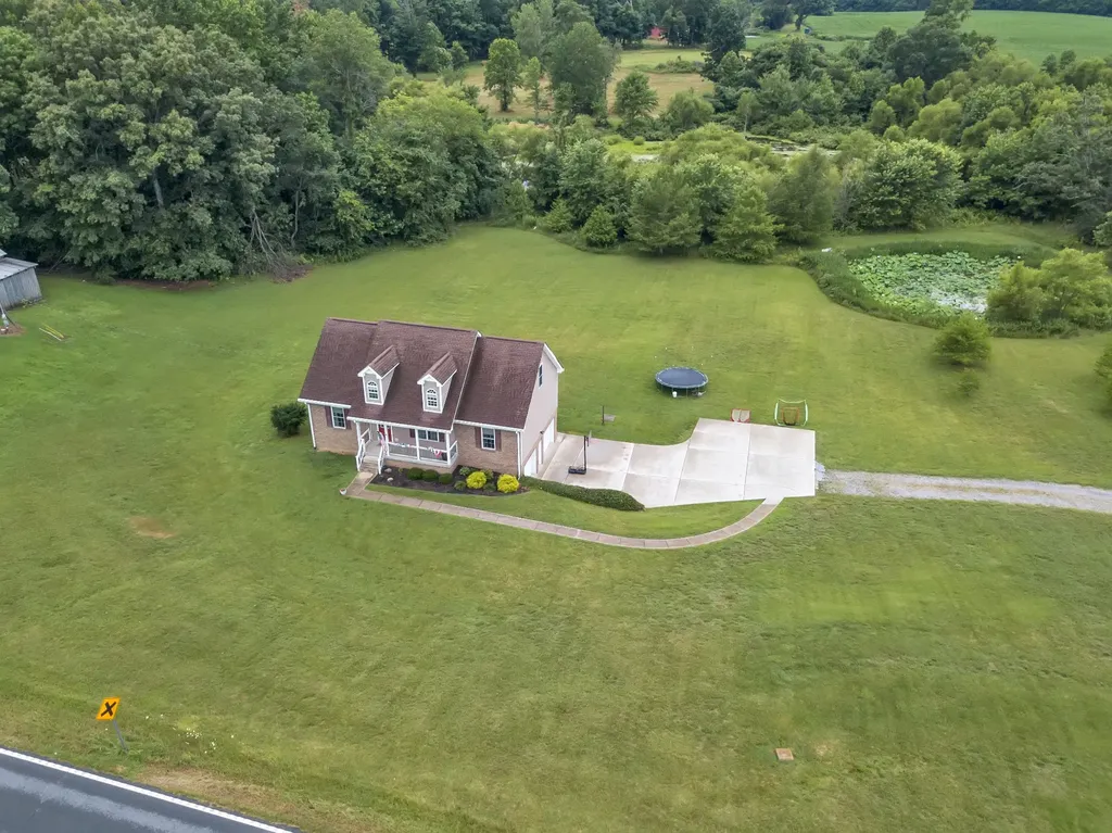 4267 Mount Zion Road Springfield TN 37172