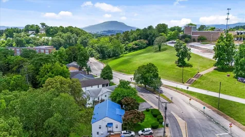 1322 Dallas Road Chattanooga TN 37405