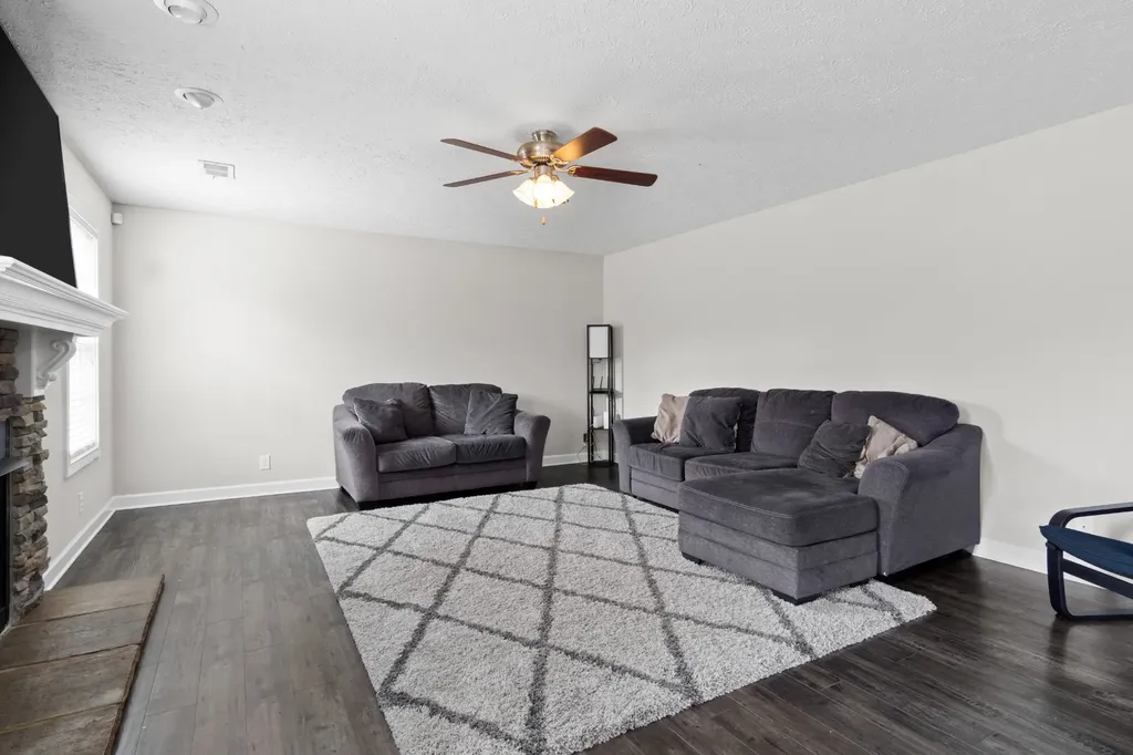 3748 Windhaven Drive Clarksville TN 37040