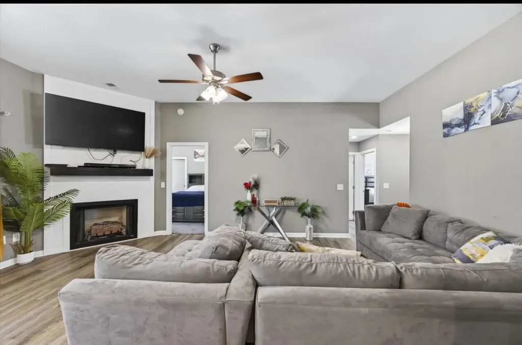 1469 Fredrick Drive Clarksville TN 37042