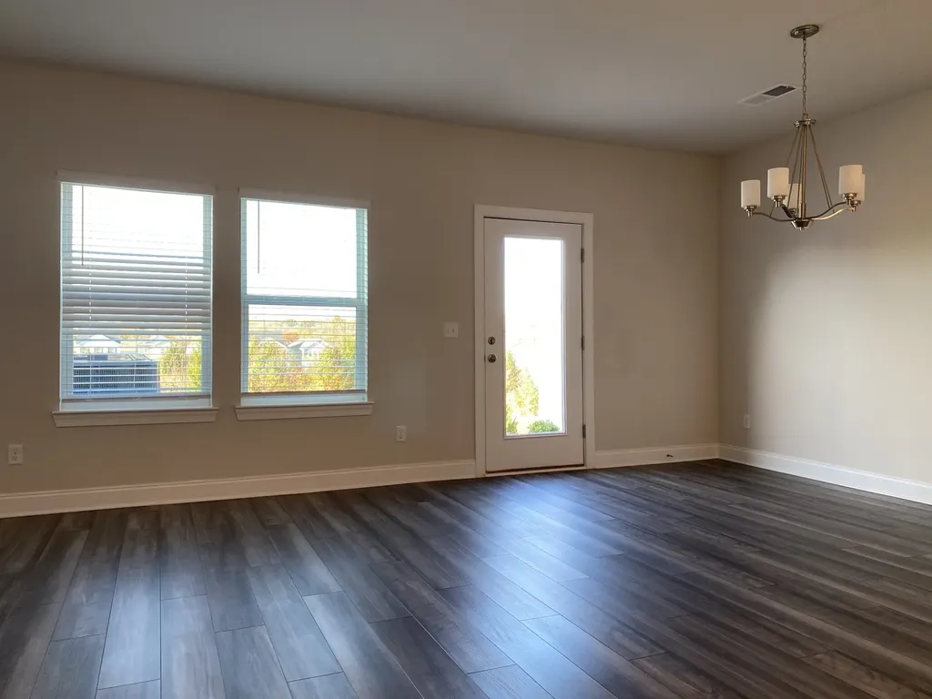 367 Coleman Court Columbia TN 38401