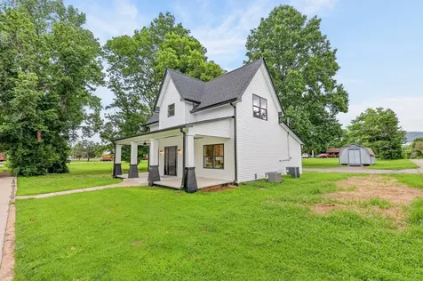 102 Cowan St, W Cowan TN 37318