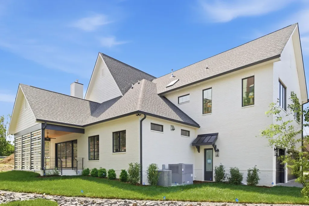 3918 Cross Creek Road Nashville TN 37215
