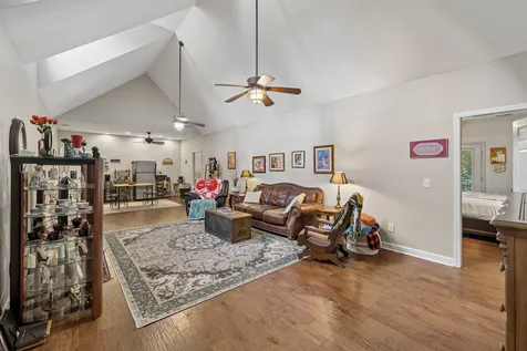 538 Burgess Road Mount Juliet TN 37122