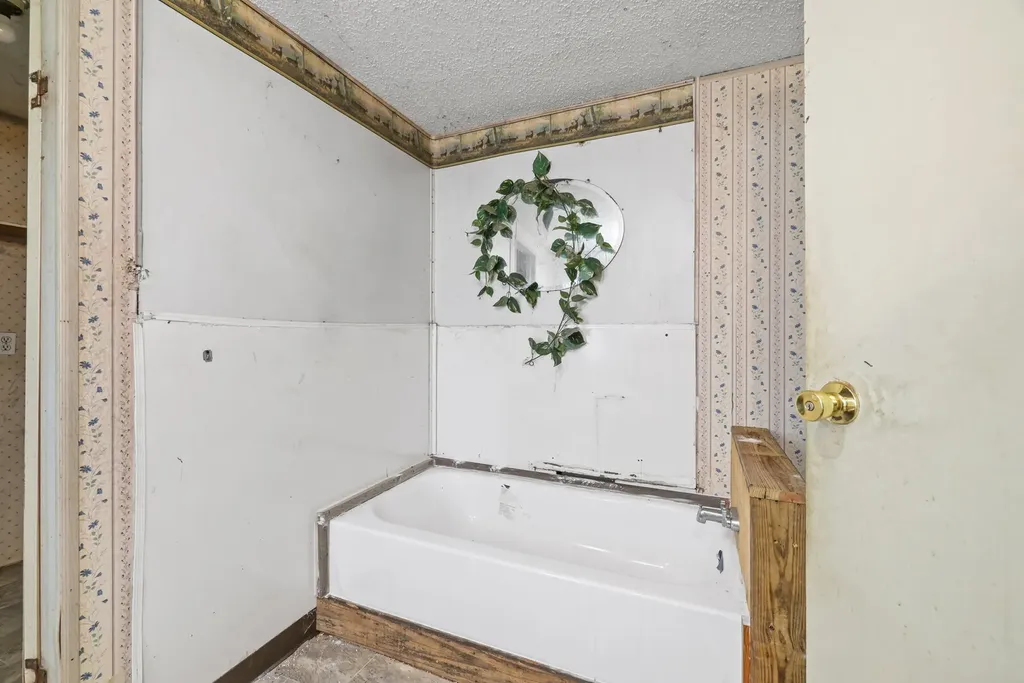 3824 Jernigan Road White House TN 37188