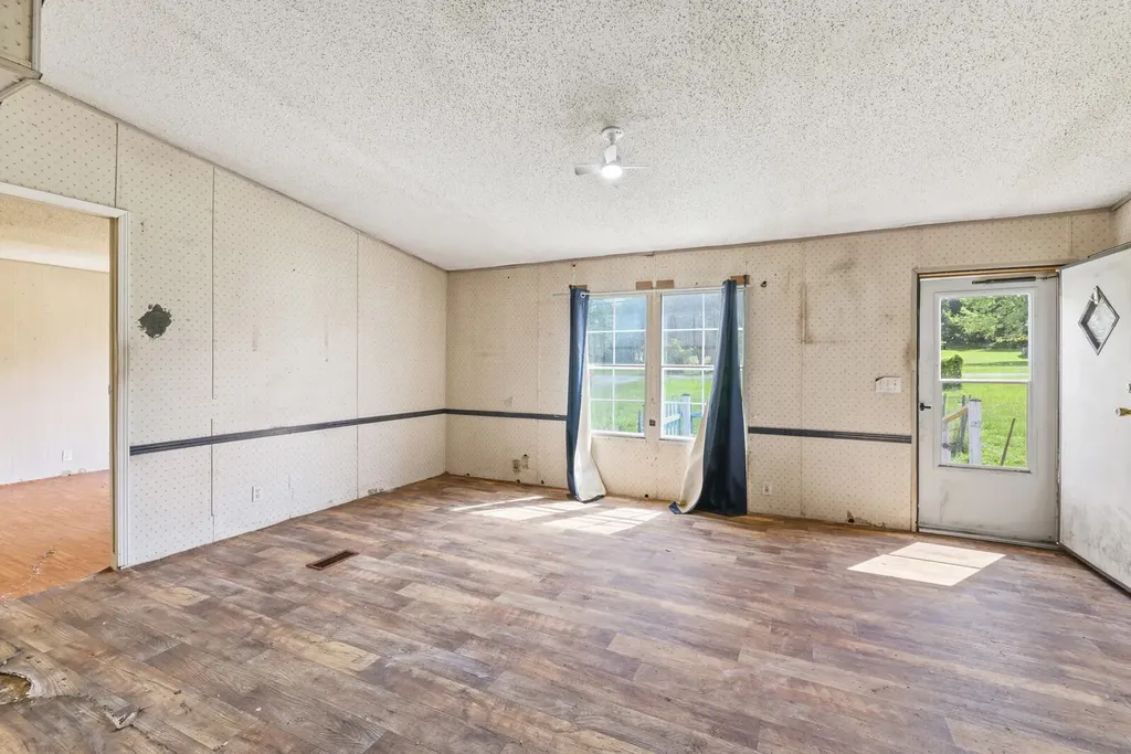 3824 Jernigan Road White House TN 37188
