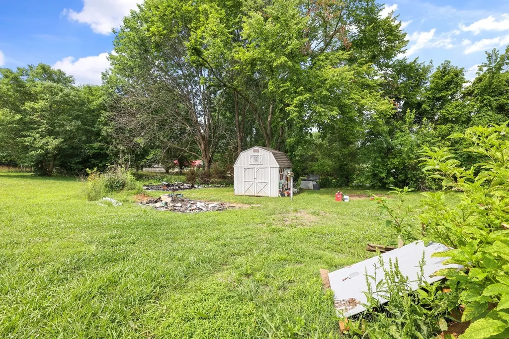 3824 Jernigan Road White House TN 37188
