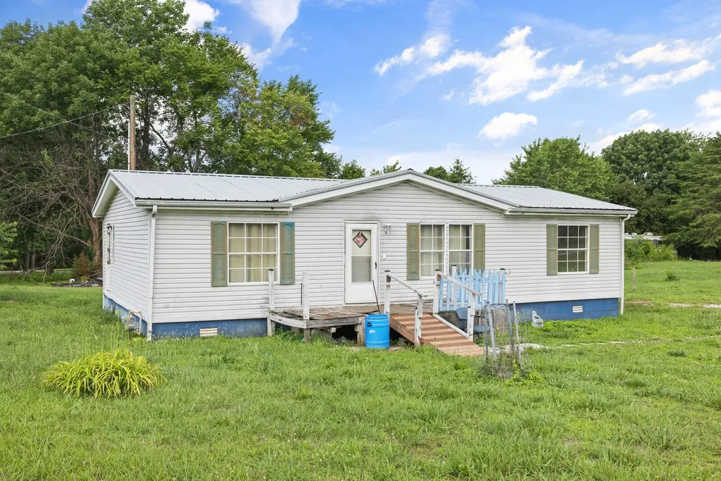 3824 Jernigan Road White House TN 37188