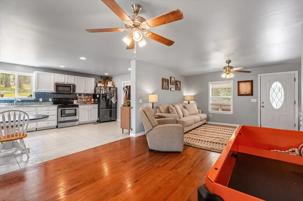 6231 Freudman Road Whites Creek TN 37189