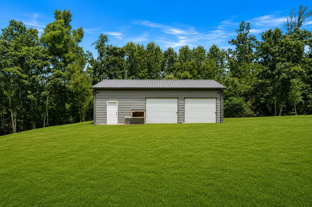 6231 Freudman Road Whites Creek TN 37189