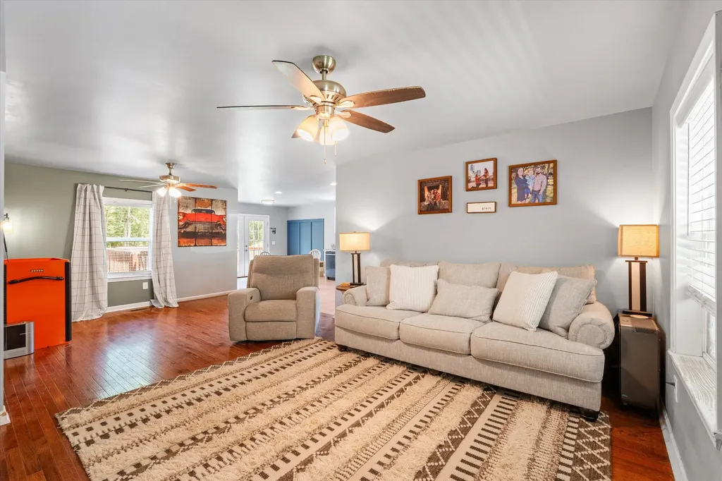 6231 Freudman Road Whites Creek TN 37189