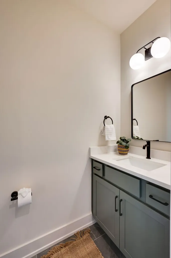 1040 East Trinity Nashville TN 37216