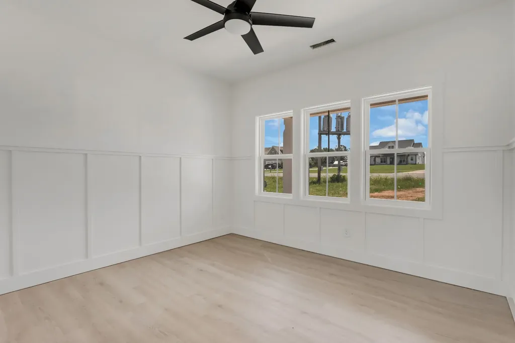 1171 Abiff Road Bon Aqua TN 37025
