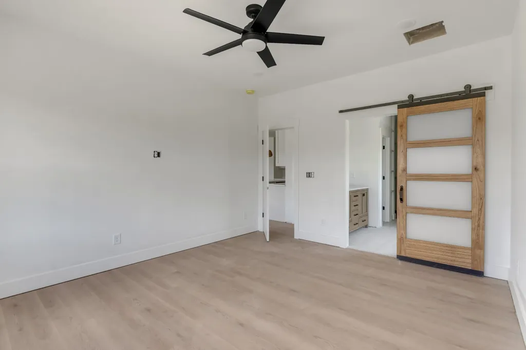 1171 Abiff Road Bon Aqua TN 37025