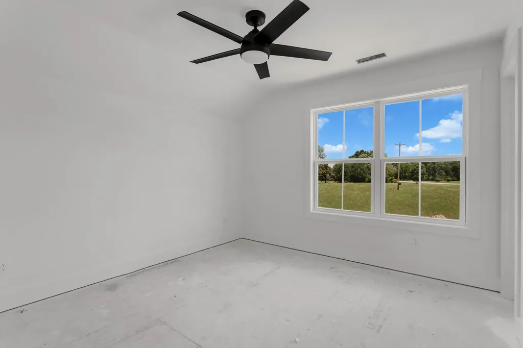 1171 Abiff Road Bon Aqua TN 37025