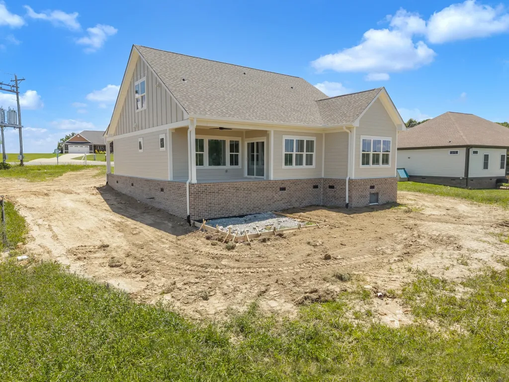 1171 Abiff Road Bon Aqua TN 37025