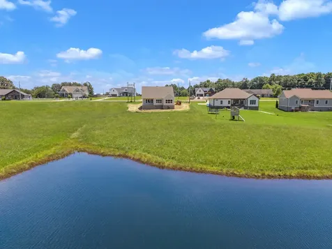 1171 Abiff Road Bon Aqua TN 37025