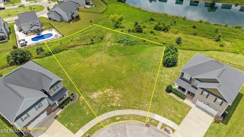 104 Duncanberry Court Oak Ridge TN 37830