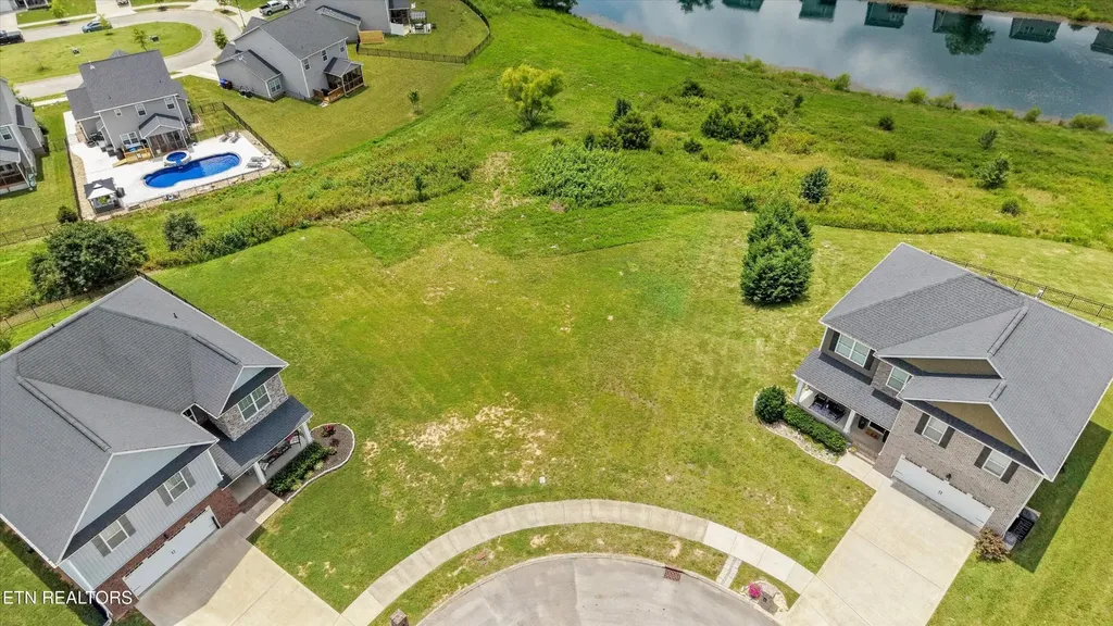 104 Duncanberry Court Oak Ridge TN 37830