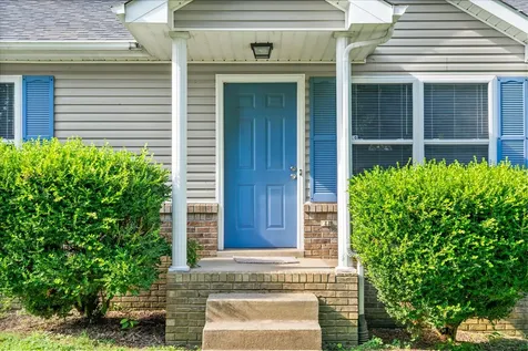 94 Saratoga Drive Clarksville TN 37042