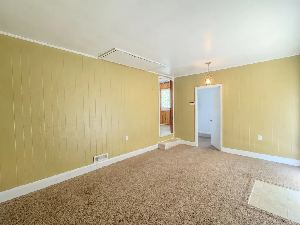 1204 Meadowlark Circle Lafayette TN 37083
