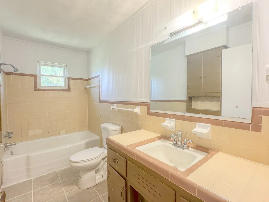 1204 Meadowlark Circle Lafayette TN 37083