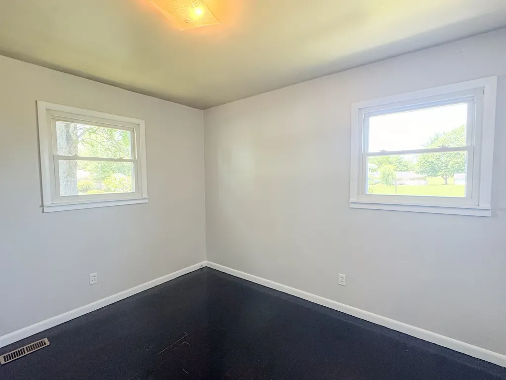 1204 Meadowlark Circle Lafayette TN 37083