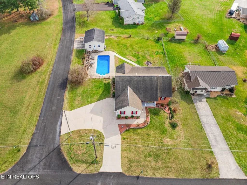 273 Washington Street Crossville TN 38572