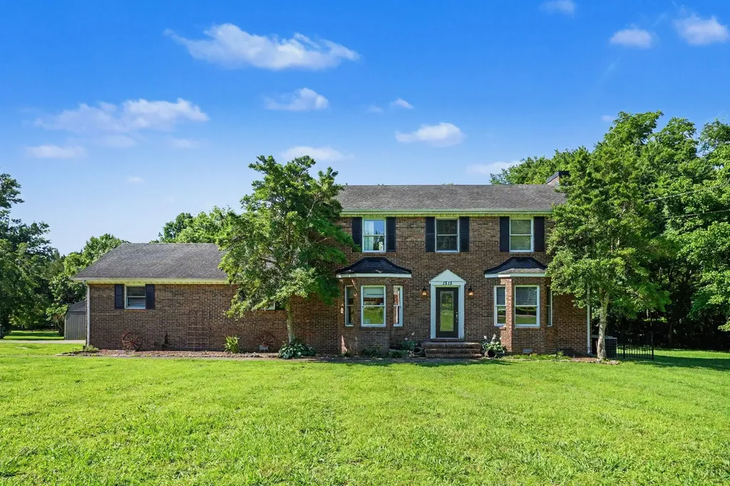 1515 Gina Lynn Drive Lewisburg TN 37091