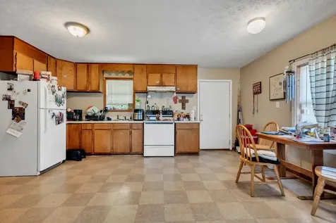 15030 Highway 49 Vanleer TN 37181
