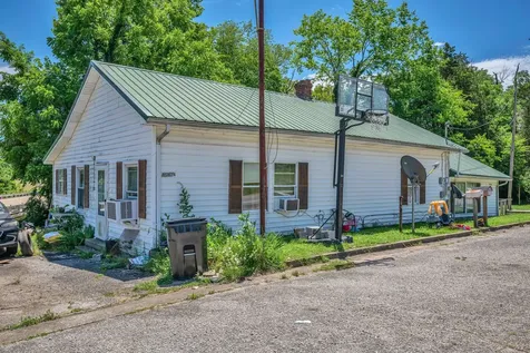 15030 Highway 49 Vanleer TN 37181