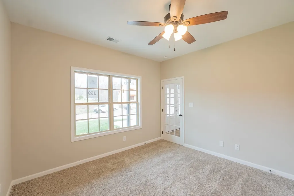64 Sycamore Hill Clarksville TN 37042