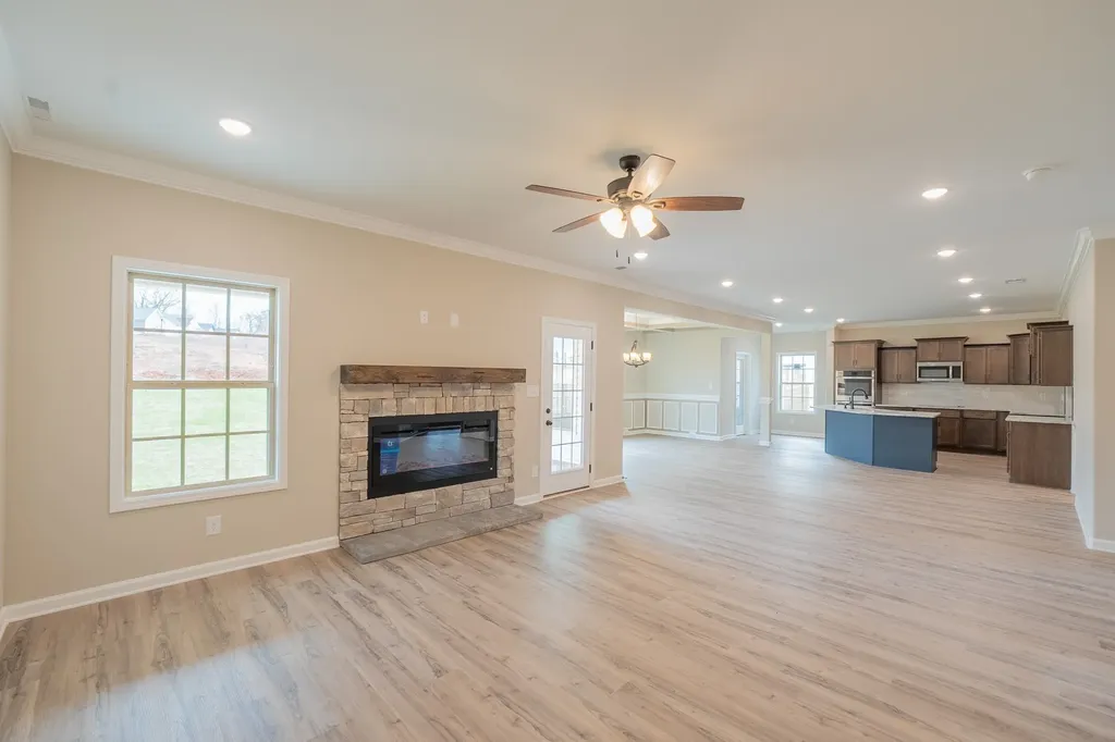 64 Sycamore Hill Clarksville TN 37042