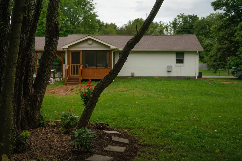 612 Wilkinson Lane White House TN 37188
