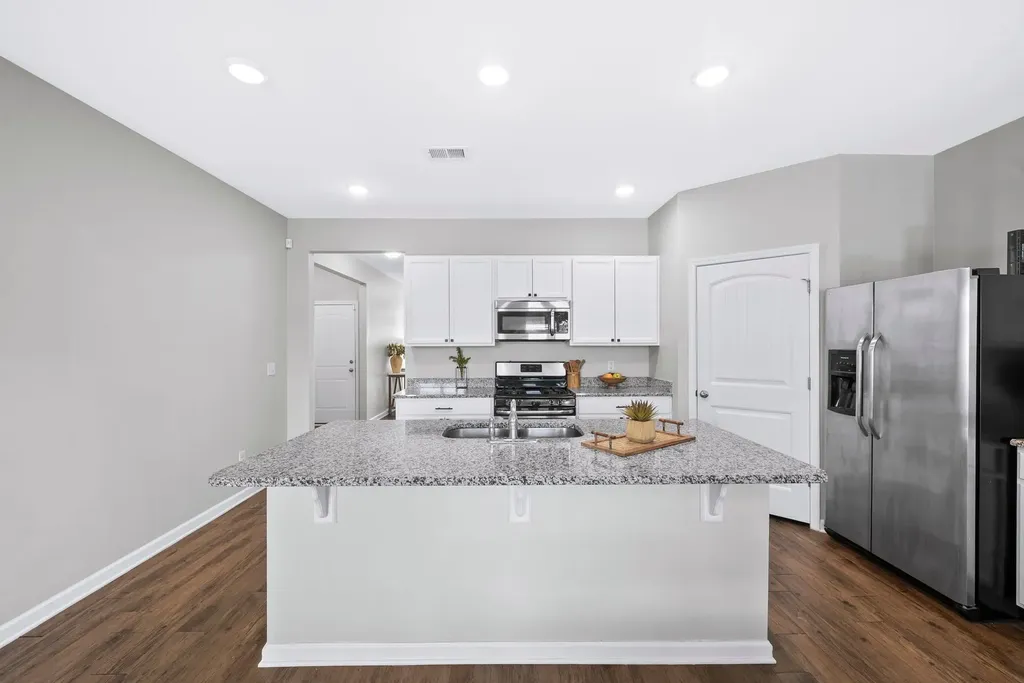 676 Prominence Road Columbia TN 38401