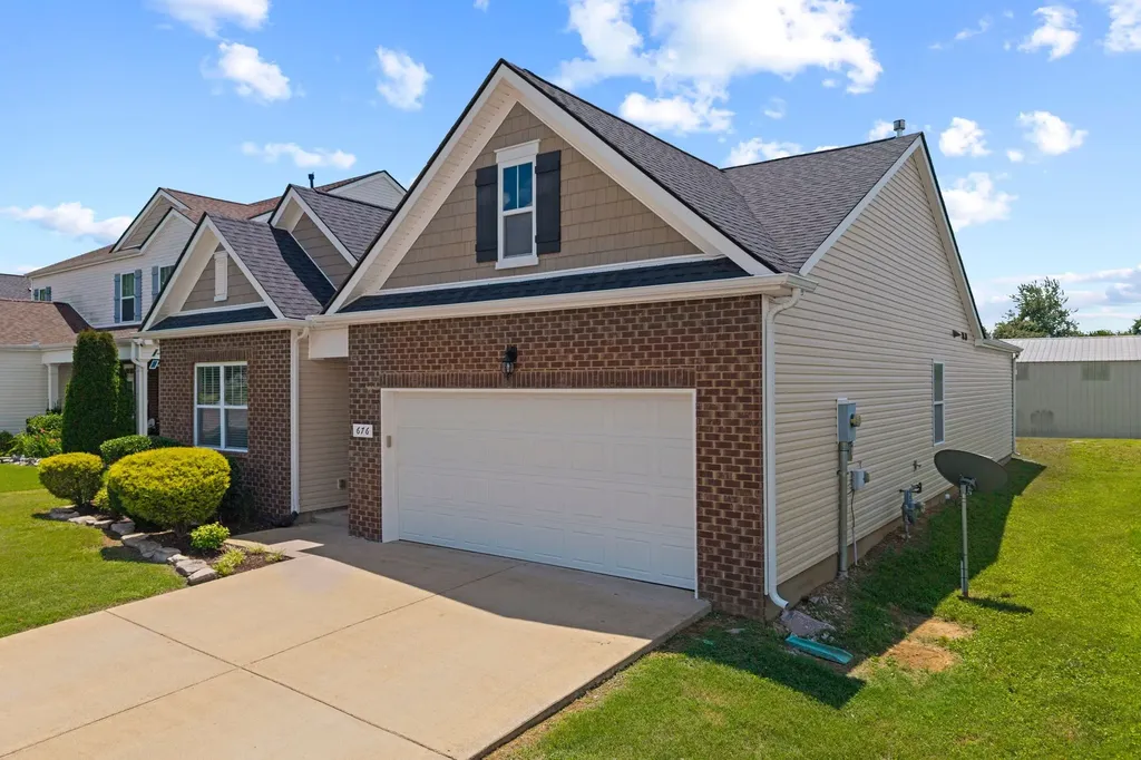 676 Prominence Road Columbia TN 38401