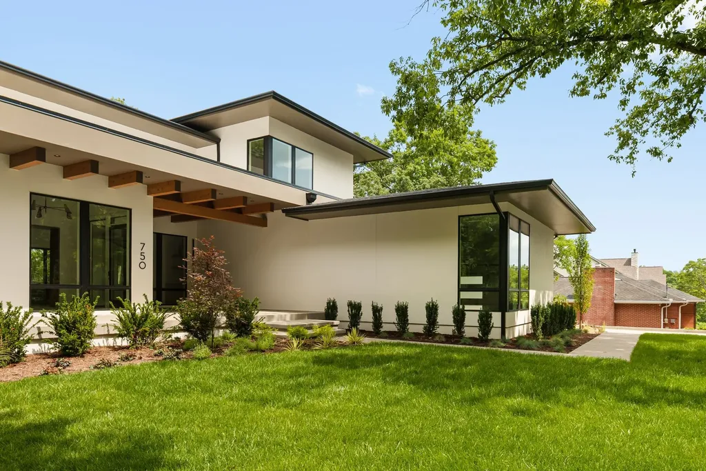 750 Templeton Drive Nashville TN 37205