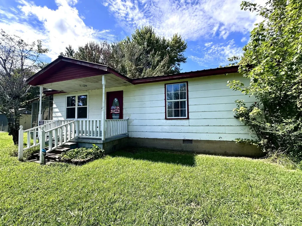 121 Cordell Road Gruetli Laager TN 37339