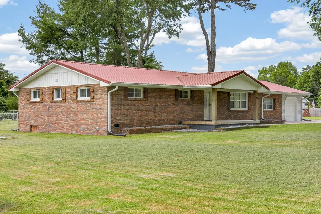 74 Farmer Road Crossville TN 38571