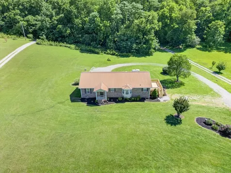 6702 Highway 41, N Cedar Hill TN 37032