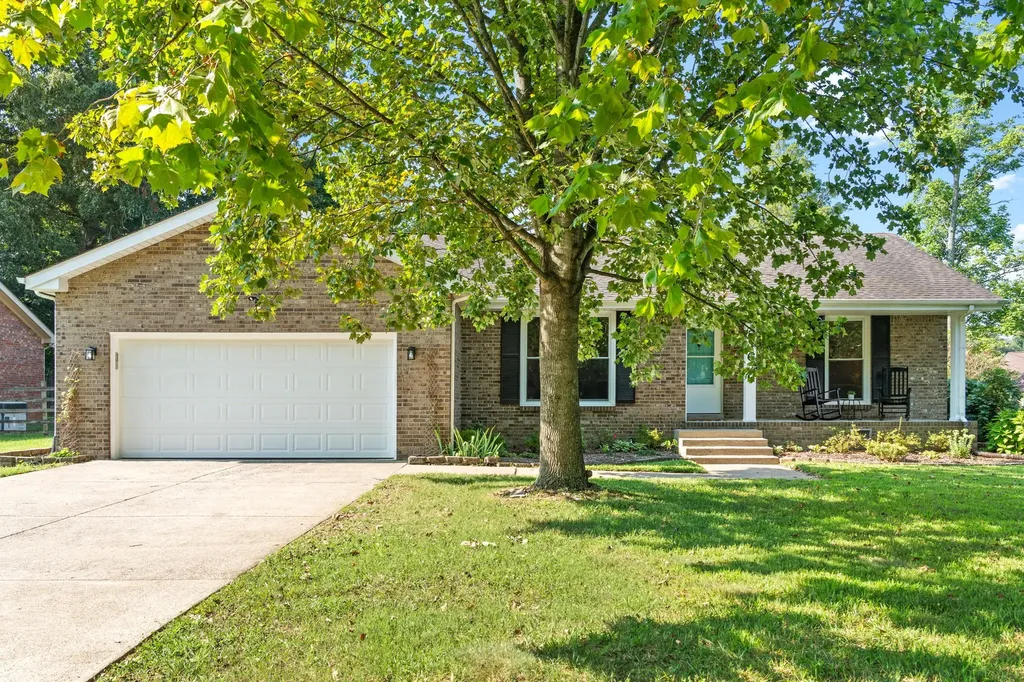 216 Millstone Circle Clarksville TN 37042