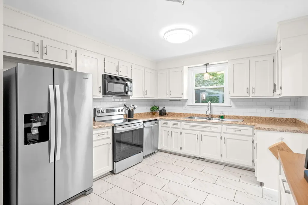 216 Millstone Circle Clarksville TN 37042